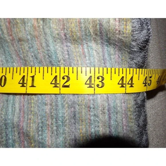 Alpacaloca Ecuadorian Alpaca Blend Cape Shawl Soft Plaid One Size Hooded Button - Picture 11 of 11